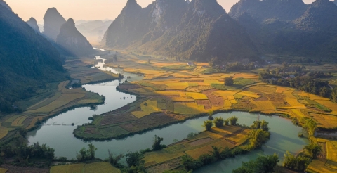 Cập nhật bảng giá vé thăm quan thắng cảnh toàn quốc năm 2025 - 2026 Vietnam tourist attractions ticket prices