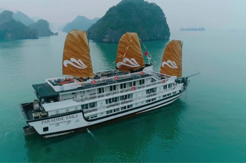 Du thuyền 5 sao tại Hạ Long Paradise Sails Cruise 2 ngày 1 đêm