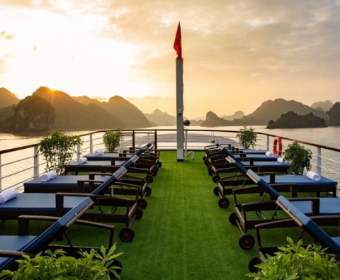 Chương Trình Tiệc trên Du Thuyền Sông Hồng
