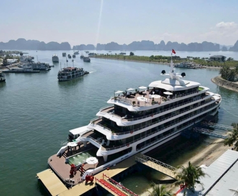 Du thuyền 6 sao Catherine Cruises – Trải nghiệm xa hoa bậc nhất tại Vịnh Hạ Long