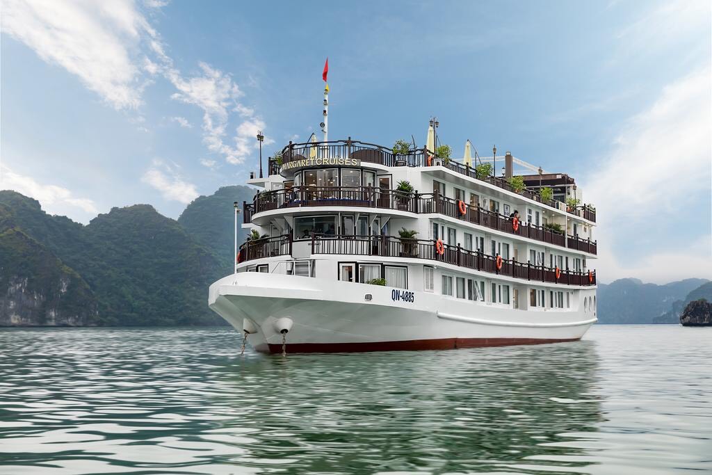 Du thuyền Margaret Cruise