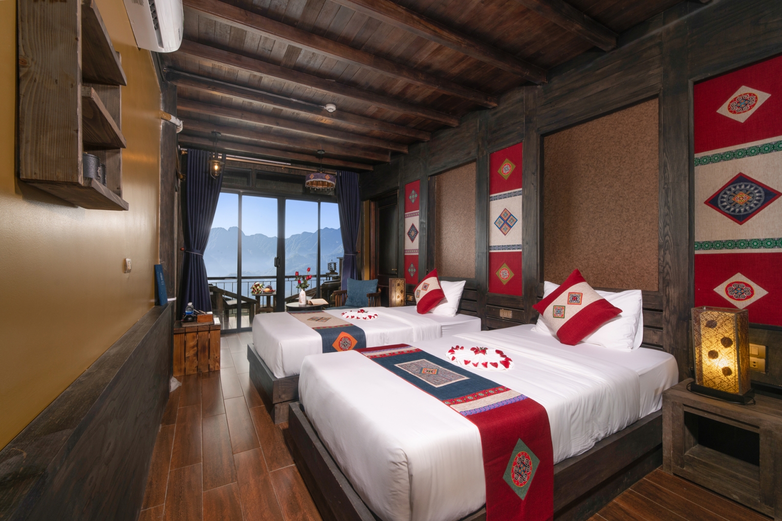 The Mong Village Resort Trải nghiệm văn hóa dân tộc H’mong lần đầu tiên tại Sapa