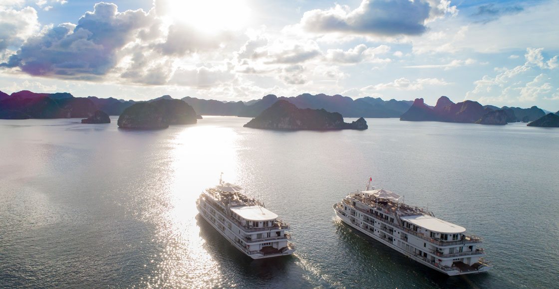 Du thuyền Hạ Long