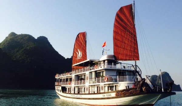 Garden bay cruise