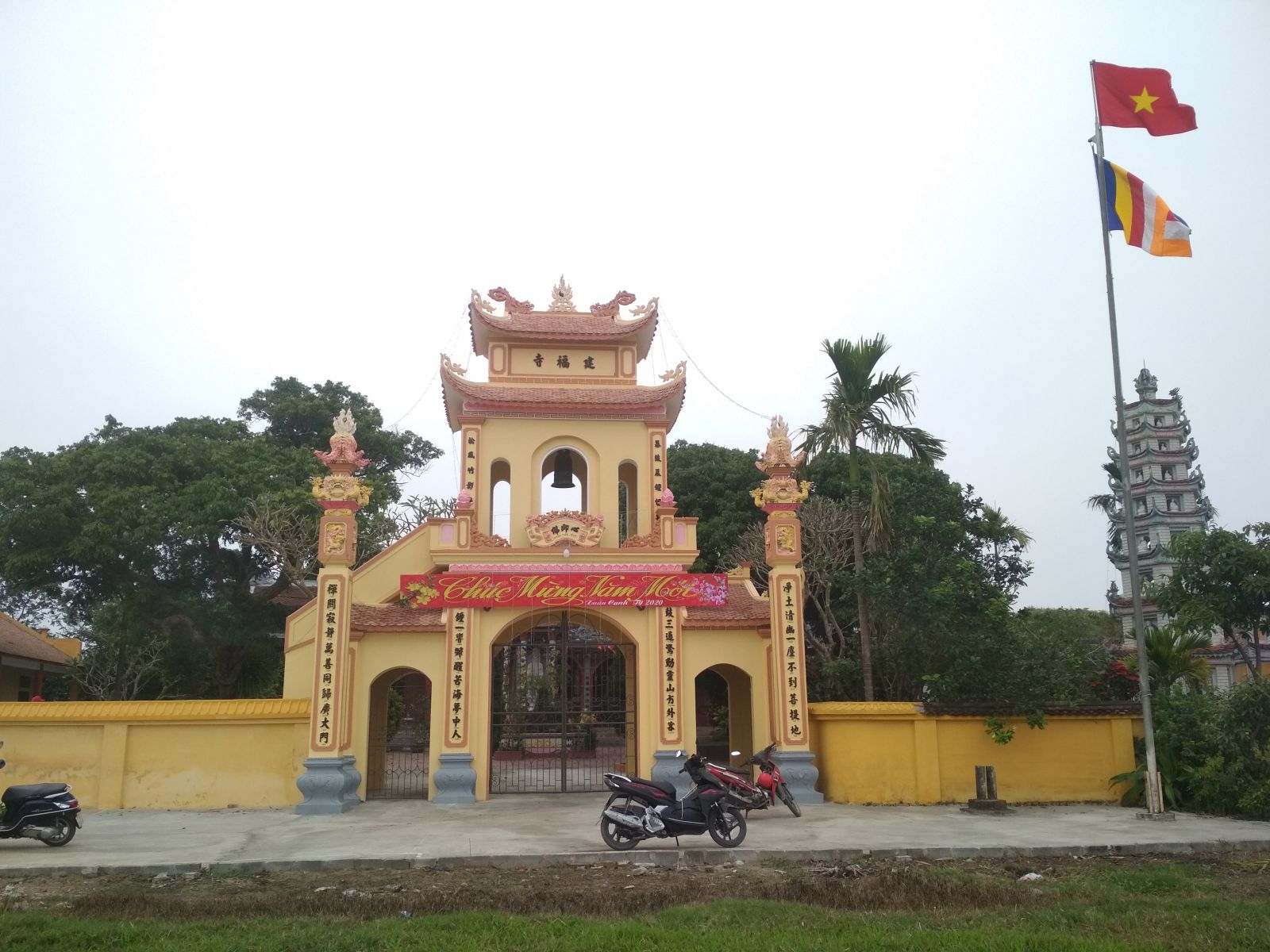 chua-ne-hoa-binh