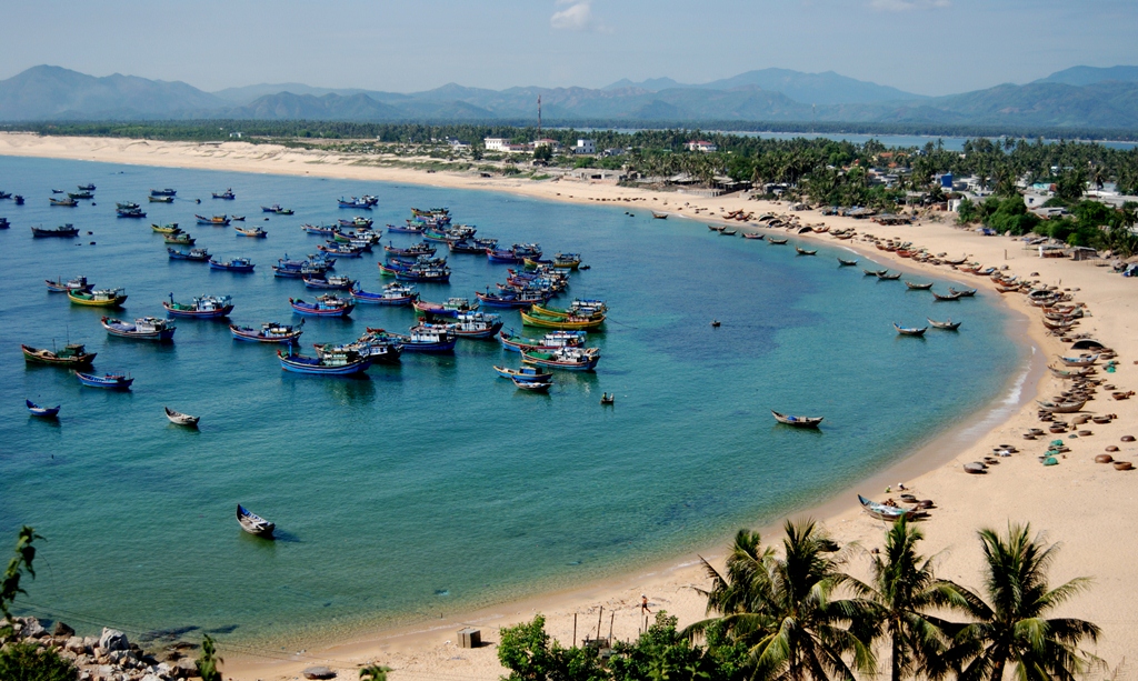 http://yourvacation.vn/tour-du-lich/ha-noi-quy-nhon-phu-yen-vung-dat-hoa-vang-co-xanh-259.html