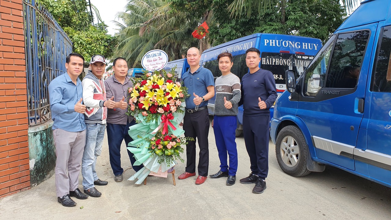 xe Limousine Phuong Huy