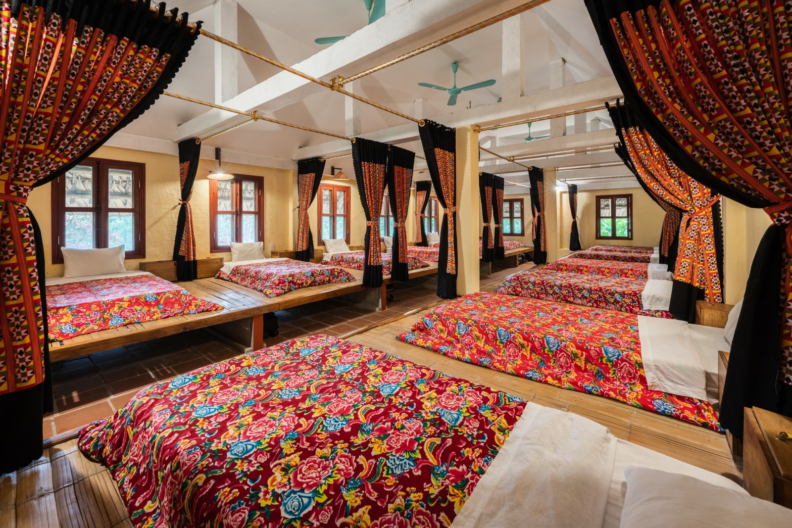 room retreat hoang su phi