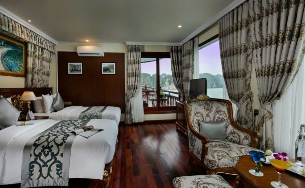 http://yourvacation.vn/kien-thuc-kinh-nghiem/top-5-du-thuyen-5-sao-dich-vu-tot-nhat-gia-uu-dai-nhat-757.html